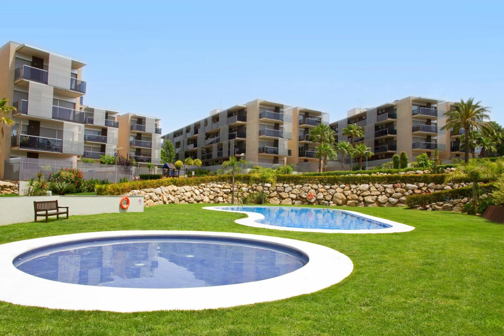 Rentalmar Paradise Families Only Con Parking Salou Dış mekan fotoğraf